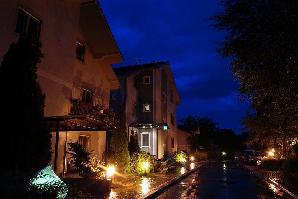 Villa Forest Belgrad Exterior foto